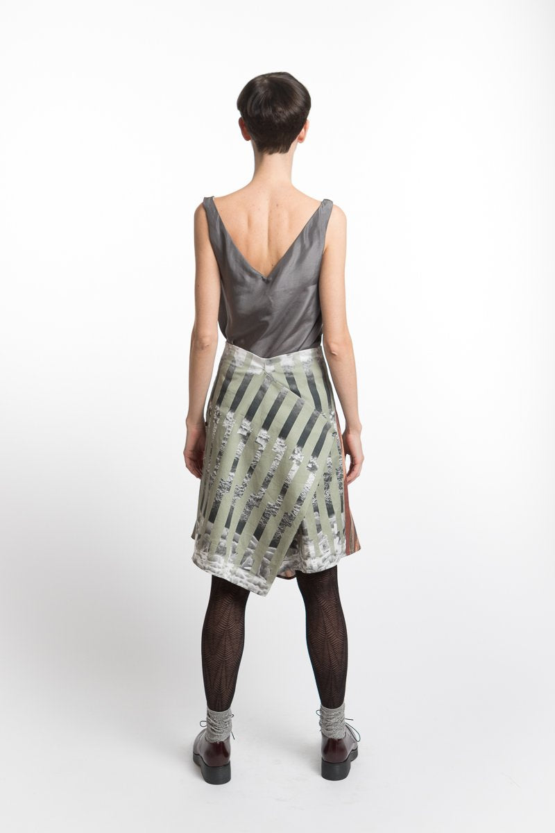Skirt Modifiable Leaves / Ice