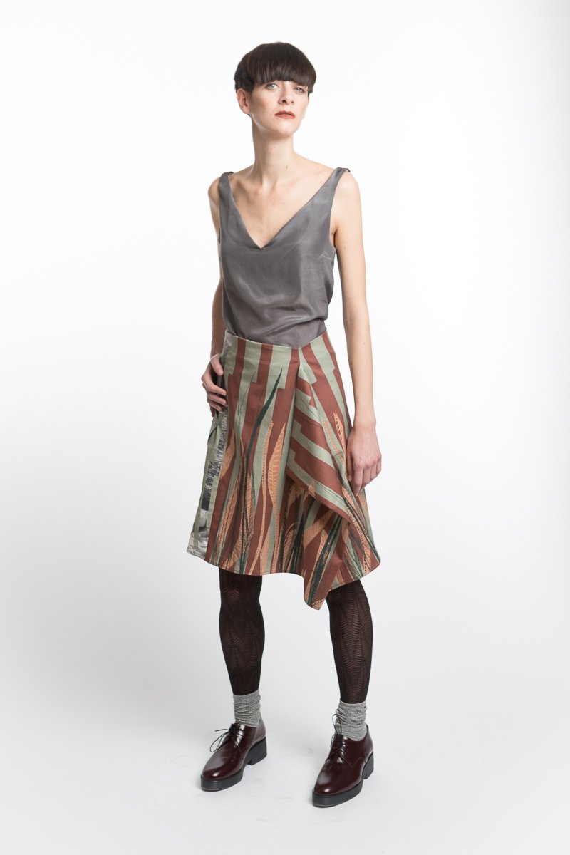 Skirt Modifiable Leaves / Ice