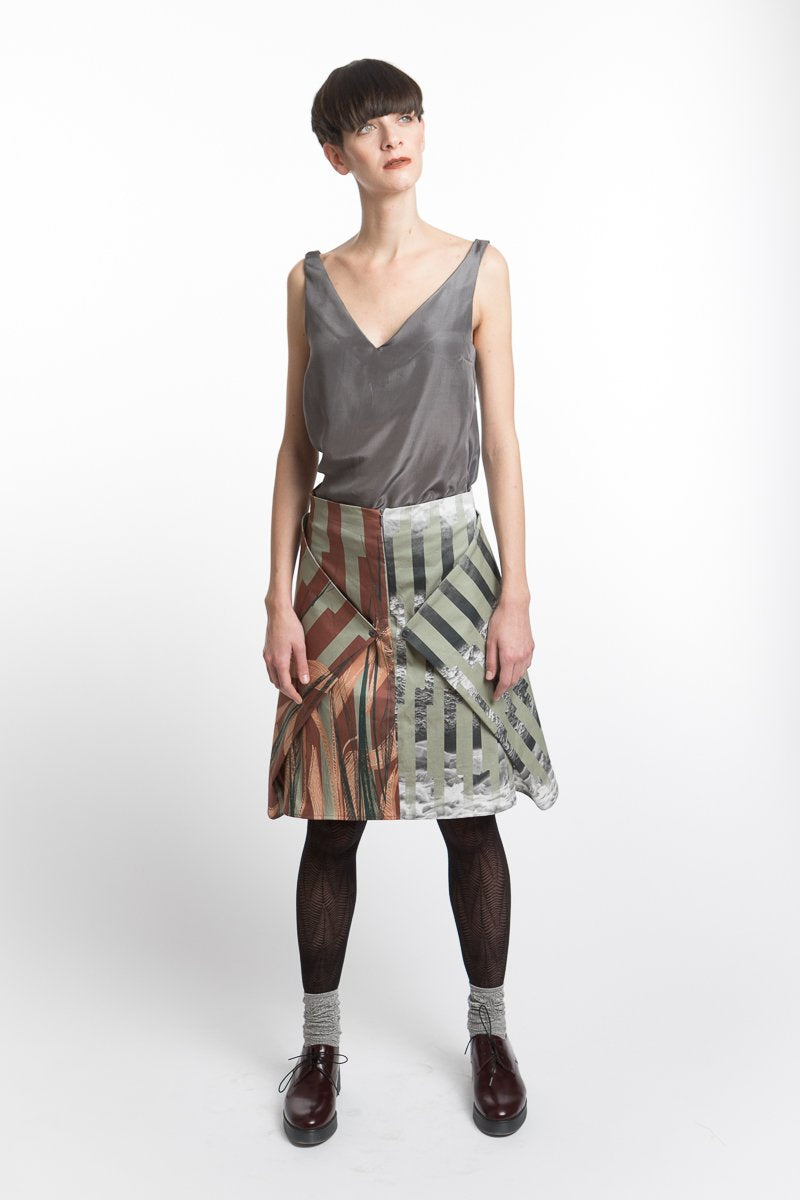 Skirt Modifiable Leaves / Ice