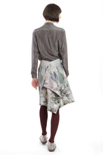 Laden Sie das Bild in den Galerie-Viewer, Skirt Modifiable Flower Grey