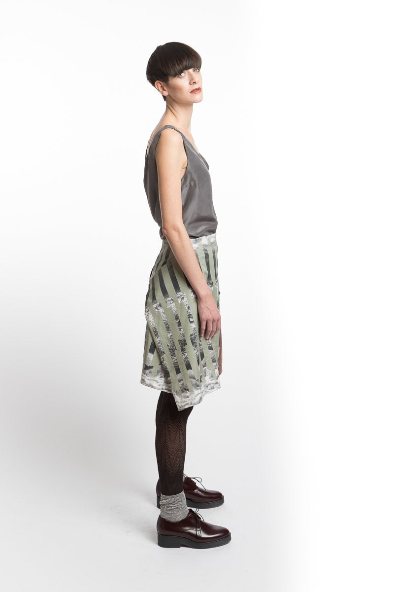 Skirt Modifiable Leaves / Ice