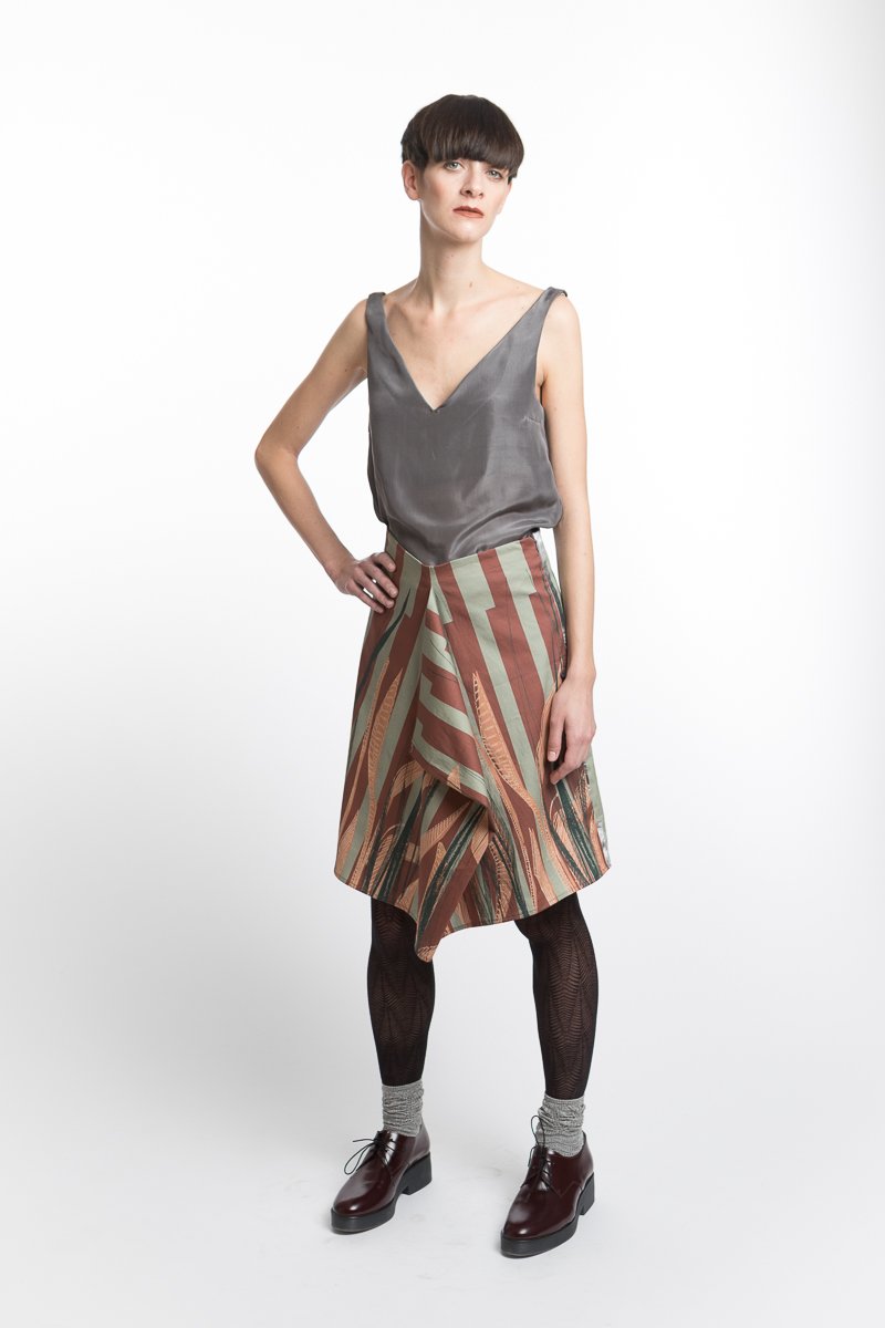 Skirt Modifiable Leaves / Ice