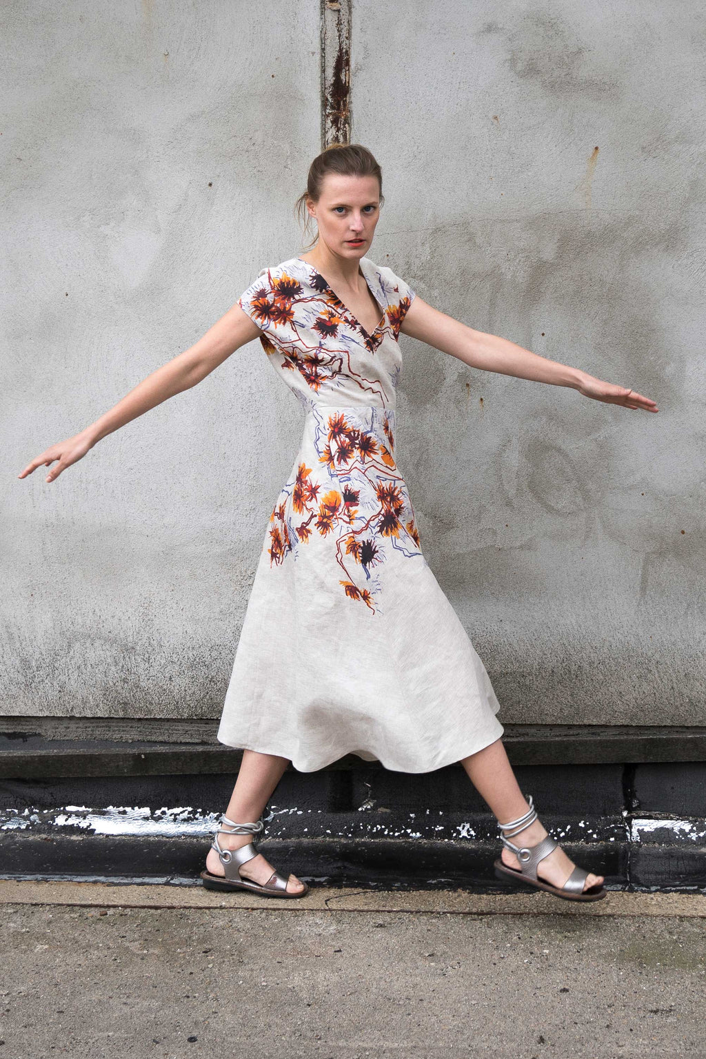 Elegant Floral Linen Dress with Flared Skirt