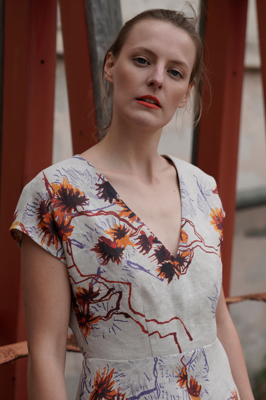 Elegant Floral Linen Dress with Flared Skirt