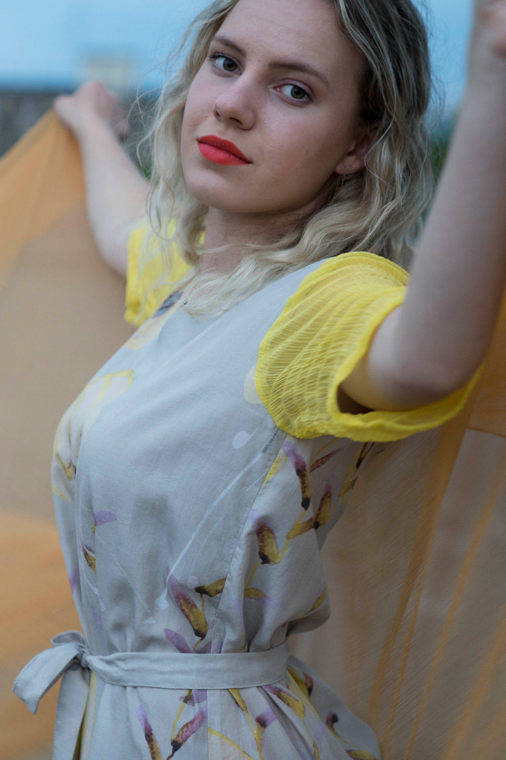 Tencel Sommerkleid gelb bedruckt CLARA KAESDORF