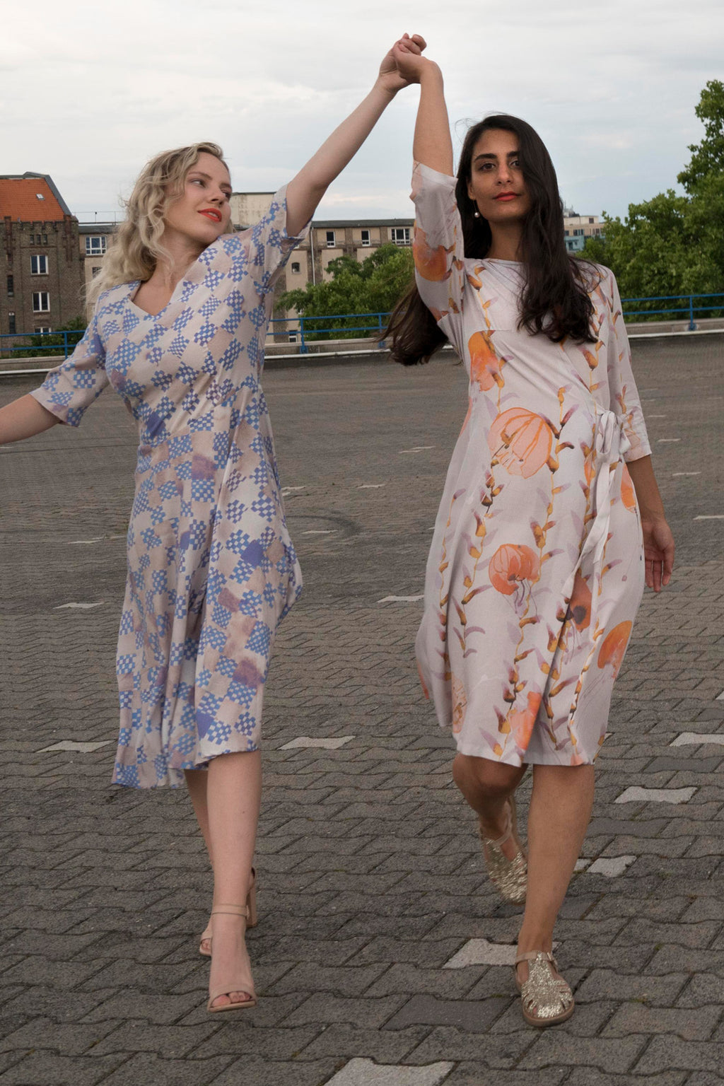 lachsfarbenes Kleid CLARA KAESDORF