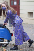 Culottes mit Lila Muster handgefertigt in Berlin von Clara Kaesdorf