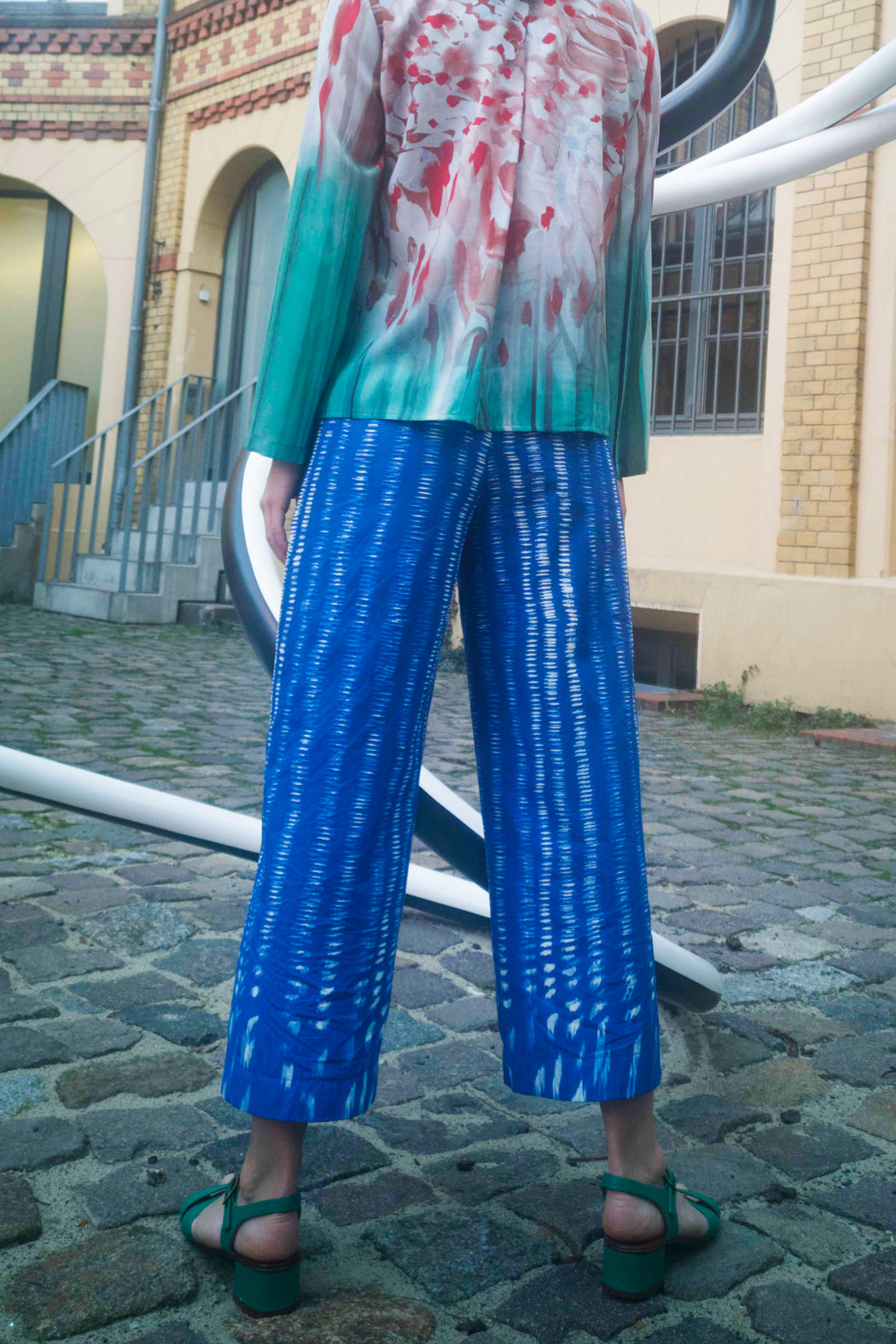 Wide leg pants blue pattern