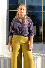 Laden Sie das Bild in den Galerie-Viewer, Mustard Yellow wide leg pants from Berlin CLARA KAESDORF