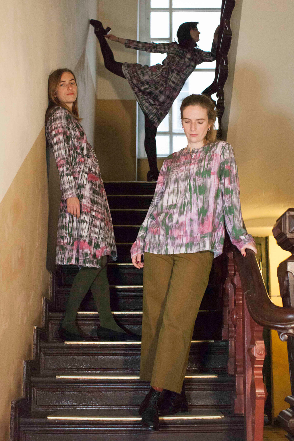 Loose Blouse in Light Colors