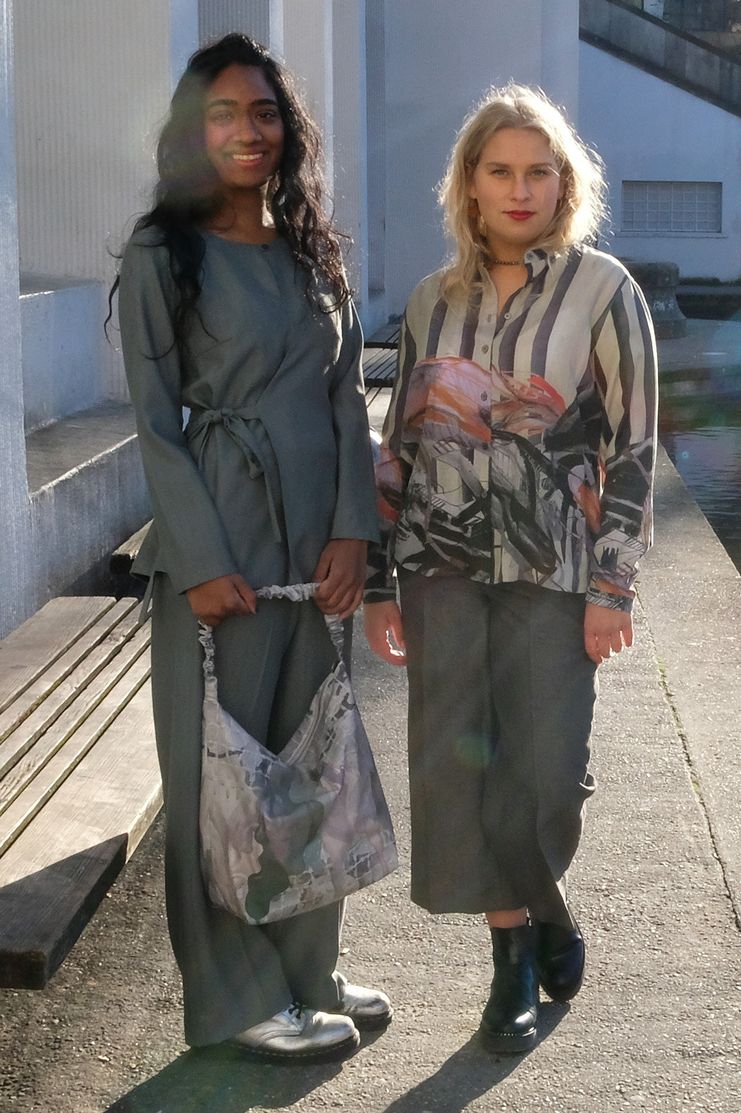 Kostüm mit Wickelbluse in grün CLARA KAESDORF