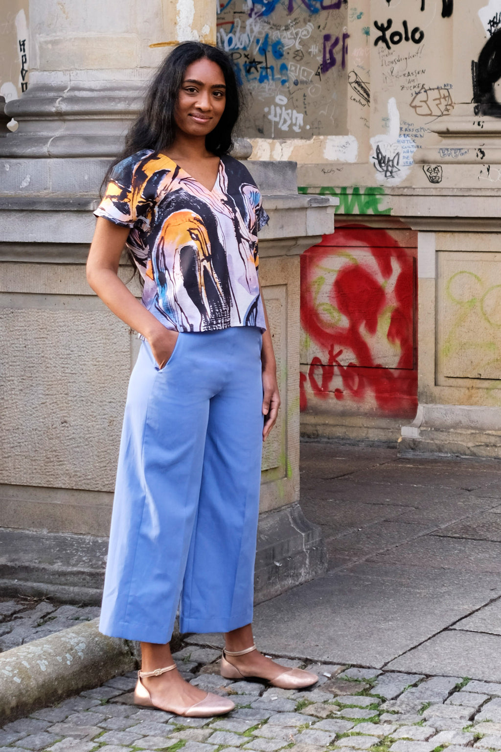 Sommerlook buntes Top CLARA KAESDORF