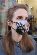 Laden Sie das Bild in den Galerie-Viewer, Chimera Set of 4 Face Masks 18€ per Piece