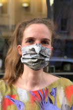 Laden Sie das Bild in den Galerie-Viewer, Face Mask Single Different Prints