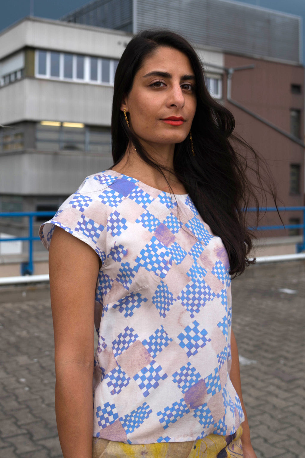 kurzarmtop blau beige gemustert CLARA KAESDORF